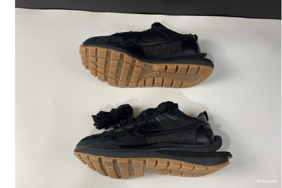 Sacai Gum Nike Black Vaporwaffle DD1875-001 0927